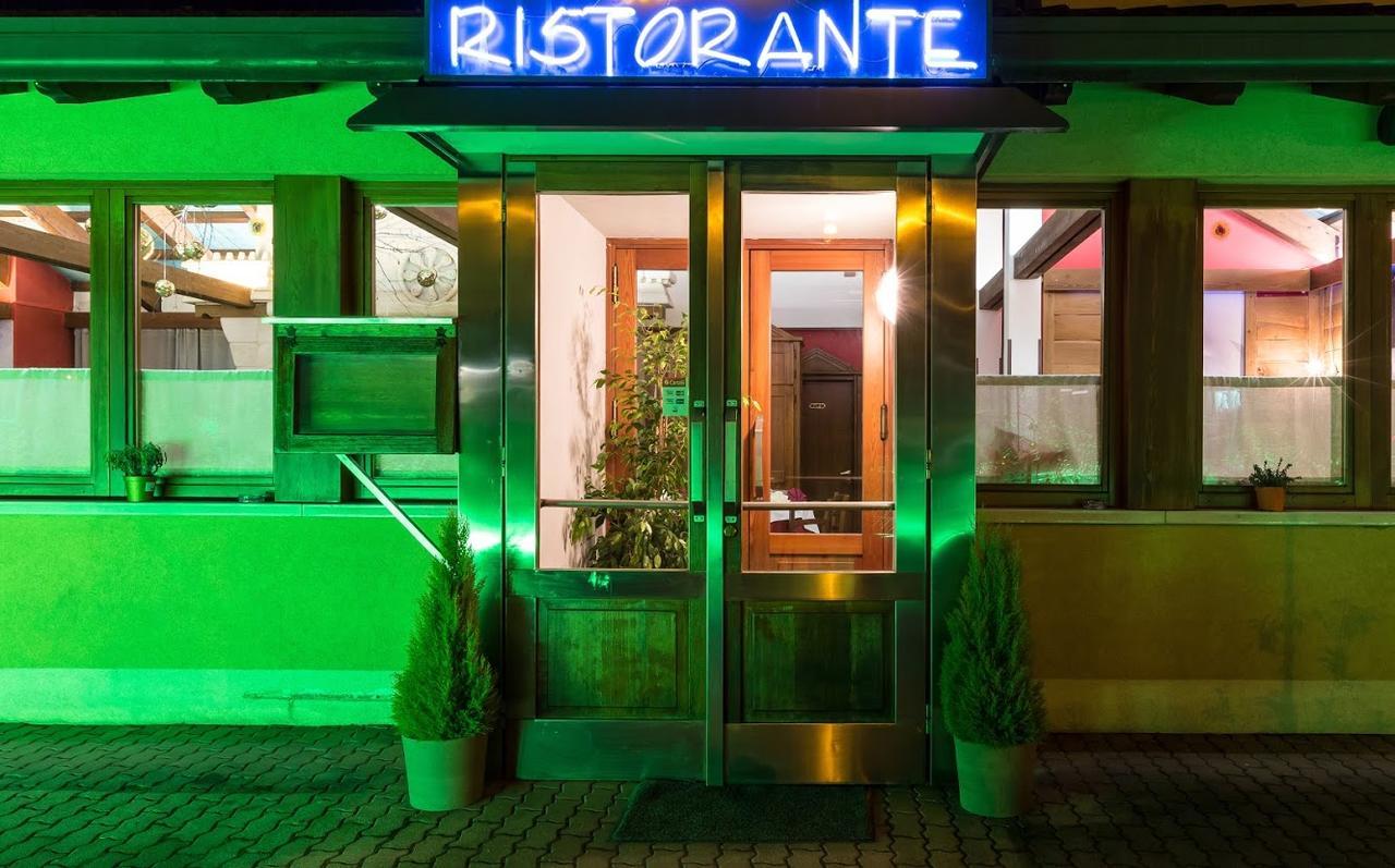 Albergo Alla Cesa Feltre Exteriér fotografie